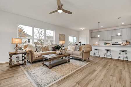 6028 Platinum Drive Grove City, OH 43123
