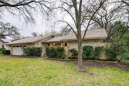 6207 Morning Dew Dr Austin, TX 78749
