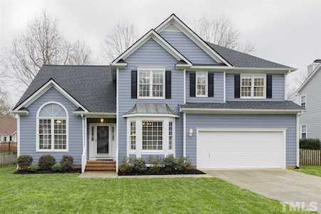 5229 Fairmead Circle Raleigh, NC 27613
