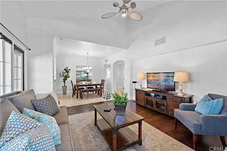 40 Via Contento Rancho Santa Margarita, CA 92688