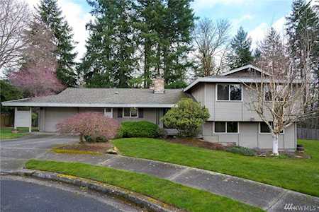 17523 NE 22nd Ct Redmond, WA 98052