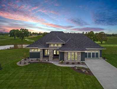 1872 Annika Drive N Lake Elmo, MN 55042
