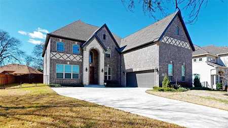 2601 Merryglen Lane Flower Mound, TX 75022