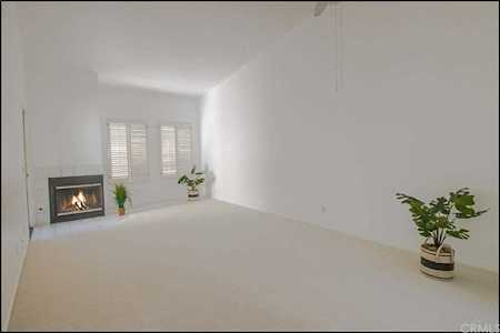 74 Via Contento Rancho Santa Margarita, CA 92688