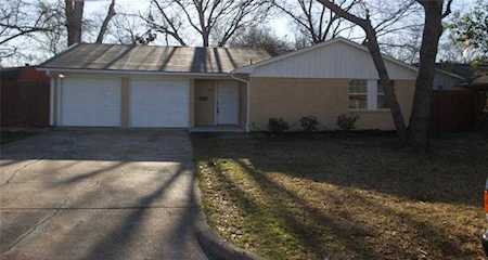 512 Virginia Avenue Waxahachie, TX 75165