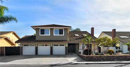 9042 Mint Avenue Fountain Valley, CA 92708