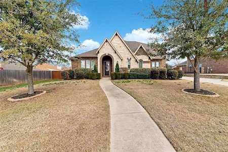 7305 Starnes Road North Richland Hills, TX 76182