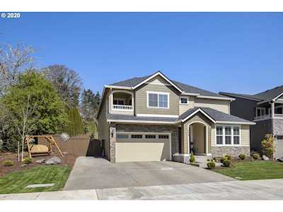 2450 Satter St West Linn, OR 97068