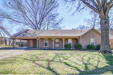 3352 Summerhill Dr Bartlett, TN 38134