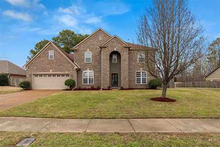 6452 Bending River Rd Bartlett, TN 38135