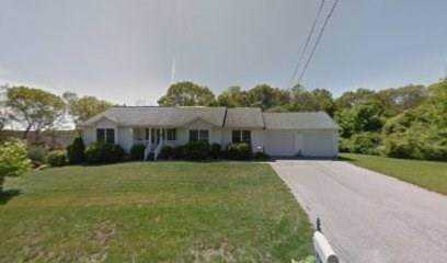 2 Hazel ST Westerly, RI 02891