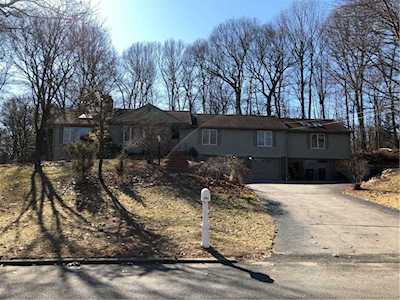 361 Beacon DR North Kingstown, RI 02852