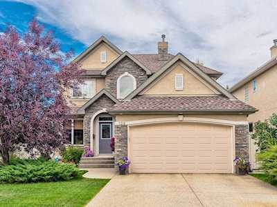 126 Evercreek Bluffs Road SW Calgary, AB T2Y 4P7