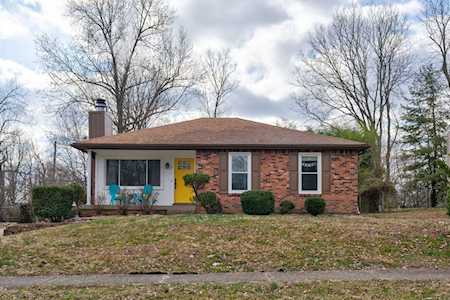 12022 Ancient Spring Dr Louisville, KY 40245