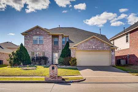 5633 Meadows Way North Richland Hills, TX 76180
