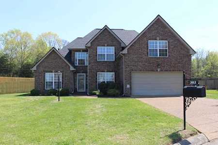 303 Juno Ct Mount Juliet, TN 37122