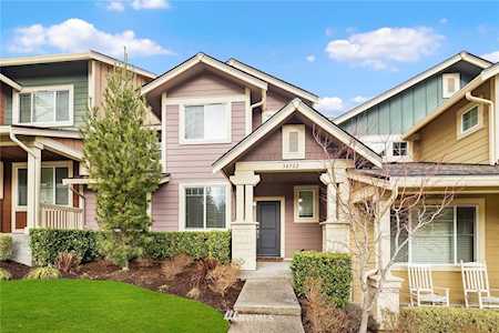 34722 SE Jacobia St Snoqualmie, WA 98065