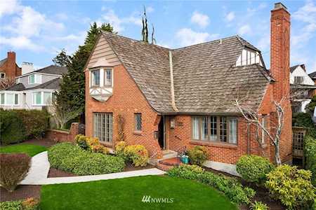 2508 W Viewmont Wy W Seattle, WA 98199