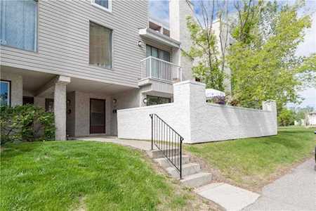 3500 Varsity Drive NW #1205 Calgary, AB T2L 1Y3