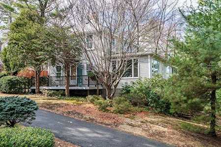 93 Brook St Wellesley, MA 02482