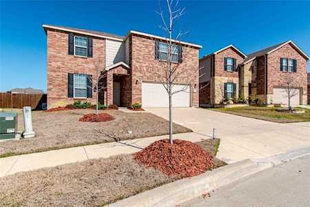 2305 Buelingo Lane Fort Worth, TX 76131