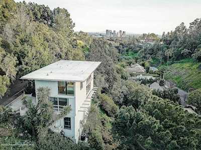 1311 Braeridge Drive Beverly Hills, CA 90210