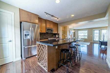 14 Aspen Hills Terrace SW Calgary, AB T3H 0P3