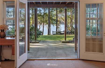 1752 E Sunset Hill Rd Shelton, WA 98584