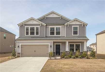 8328 Flint Hill Dr Charlotte, NC 28273