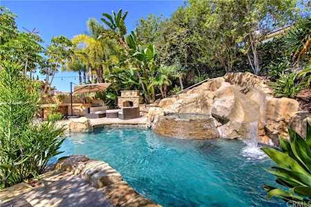 9 Via Cancion San Clemente, CA 92673