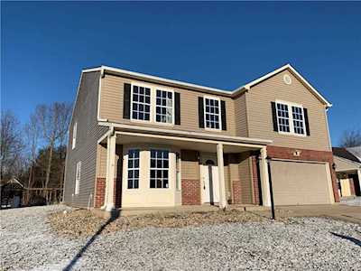 718 Edgewood Court Danville, IN 46122