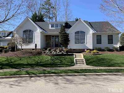 10305 Hallingdale Court Raleigh, NC 27614