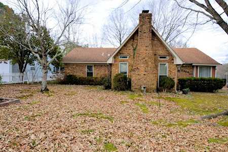 5806 Montpelier Dr Bartlett, TN 38134