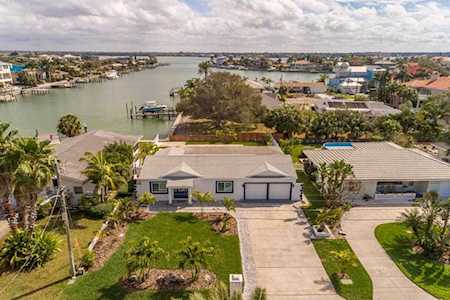 2747 Hibiscus Dr W Belleair Beach, FL 33786