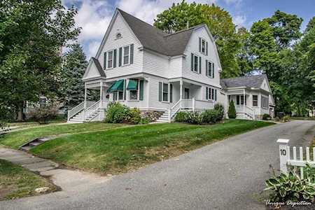 10 Wolcott Avenue Andover, MA 01810