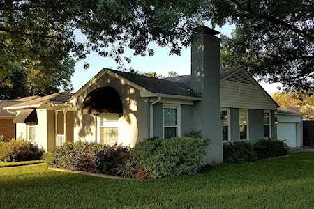 4230 Skillman Street Dallas, TX 75206