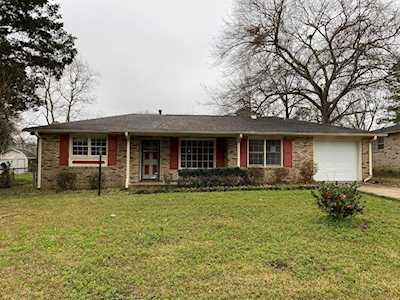 7645 Knollwood Dr North Charleston, SC 29418