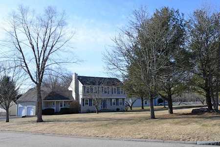42 Edmund H Nichols Rd North Attleboro, MA 02760