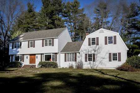 6 Morningside Dr Dover, MA 02030