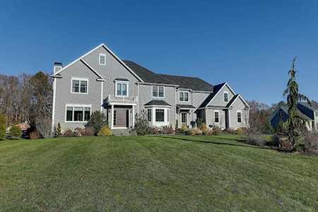 11 Key West Boulevard Rehoboth, MA 02769