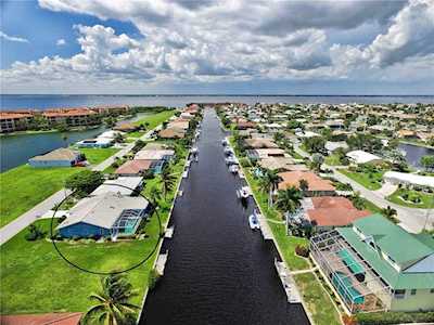 124 Colony Point Drive Punta Gorda, FL 33950
