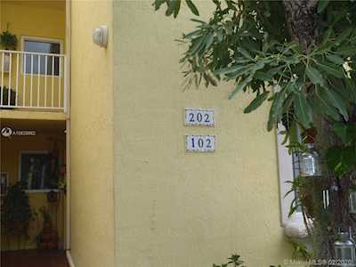 15731 SW 137th Ave #202 Miami, FL 33177