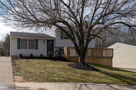 7328 Sideoats Dr Crestwood, KY 40014