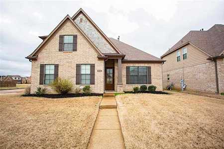 8733 Stony Glen Dr Bartlett, TN 38133