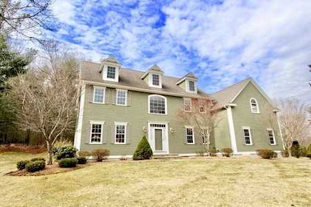 7 Stonebridge Rd Groveland, MA 01834