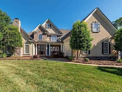1008 Cashel Ct Matthews, NC 28104