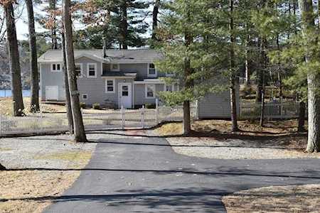 112 Klondike Road Dudley, MA 01571