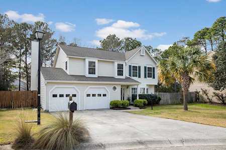 2036 Fort Bliss Ct Mount Pleasant, SC 29466