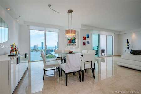 3301 NE 183rd St #PH2903 Aventura, FL 33160