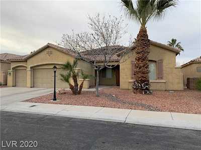 5678 New Seabury Ct Las Vegas, NV 89122